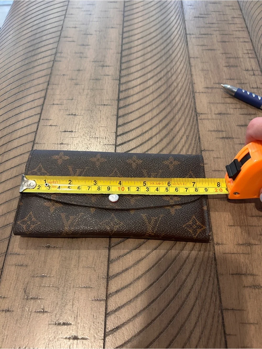 Louis Vuitton Monogram Sarah Wallet